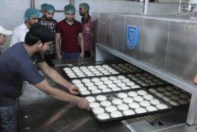 Spuštění nové pekařské pásové pece ve městě Lahore (Pakistán).1